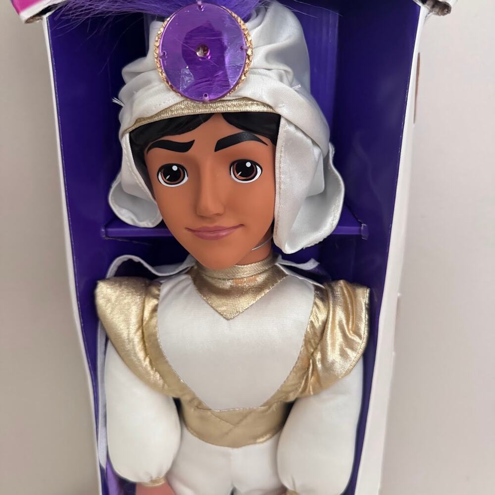Vintage Disney Aladdin Plush Doll by Mattel Movie Inspired Pal New in Box 10914 - Picture 2 of 9
